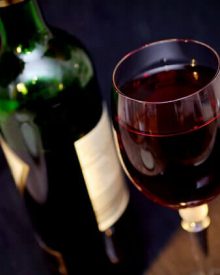 Propriedades do vinho para reduzir o colesterol LDL